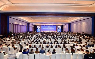 校表彰大会活动总结8篇