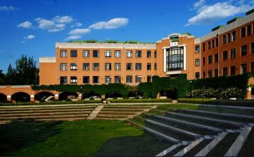 大学个人主要事迹5篇
