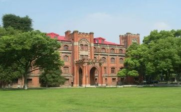 大学内工作总结最新6篇