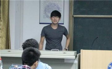 大学班长竞选演讲稿最新8篇