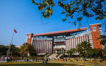高校体育教师年度总结5篇