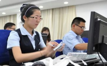 2024年柜员年终总结8篇