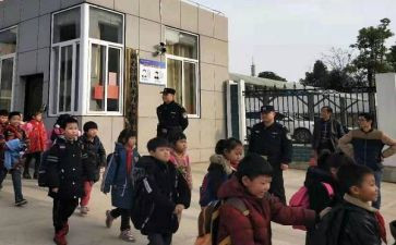 保护校园环境的倡议书最新5篇