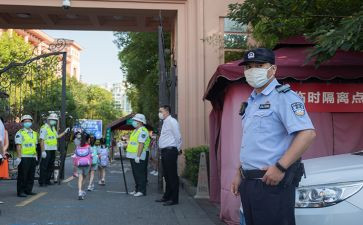 保护校园环境的倡议书优质7篇