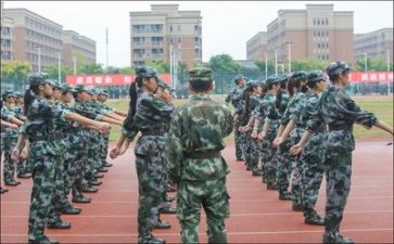我的军训生活作文推荐6篇