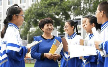 关于老师的作文300字作文5篇