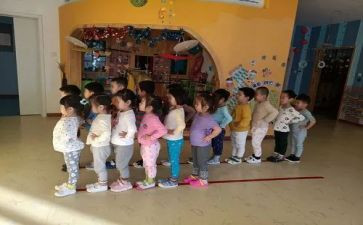 我会排队小班教案7篇