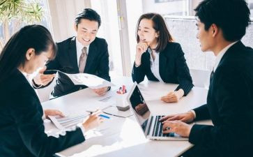 行政人事工作总结和计划6篇