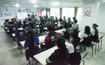 体育教师校本研修工作计划7篇