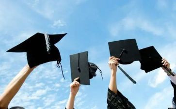 成人学历自我鉴定8篇