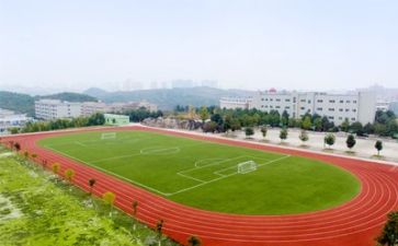 个人在学校的述职报告精选7篇