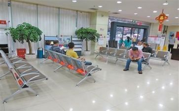 银行自我鉴定800字8篇