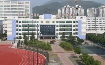 中专毕业生自我鉴定8篇